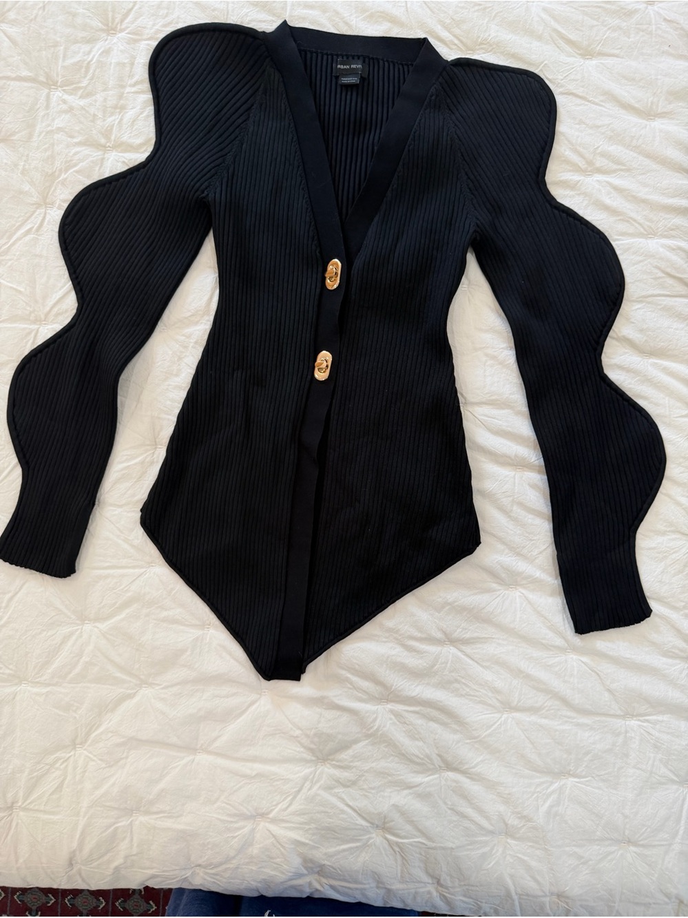 Black Sculpted Ribbed V-Neck Sweater Cardigan Witchy Whimsigoth Gothic Size 6